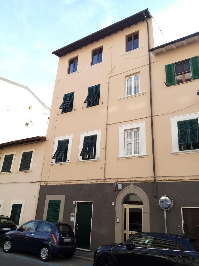 Piccione Marittimo Appartamento Vicinanze Mare Livourne Extérieur photo